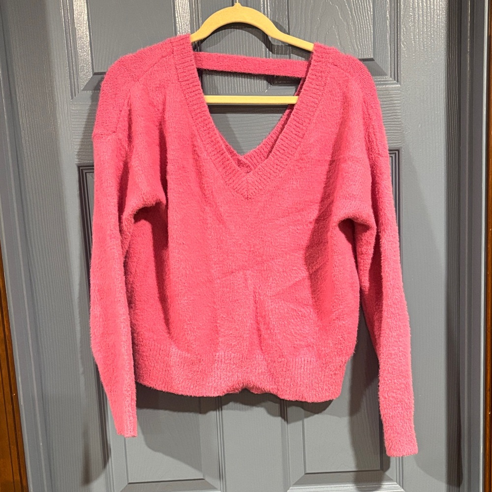 🌈Jessica Simpson Cozy Pink V-Neck Sweater🌈